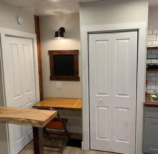 Refined New Construction 1 Mile From Town * Pittsburgh